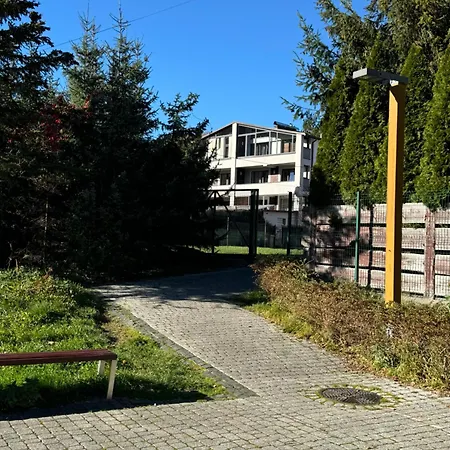 Apartment Na 102 - Z Widokiem Na Skocznie Narciarska, Serwis I Wypozyczalnia Nart Na Miejscu -20procent Dla Gosci Szczyrk