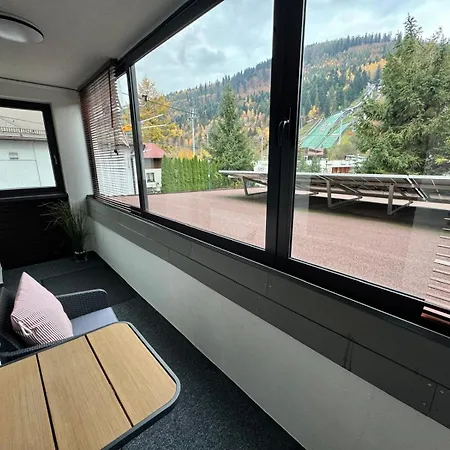 Na 102 - Z Widokiem Na Skocznie Narciarska, Serwis I Wypozyczalnia Nart Na Miejscu -20procent Dla Gosci Szczyrk