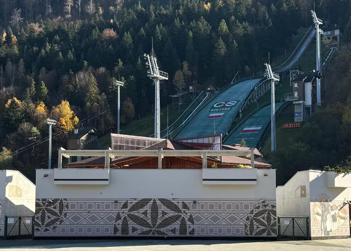 Na 102 - Z Widokiem Na Skocznie Narciarska, Serwis I Wypozyczalnia Nart Na Miejscu -20procent Dla Gosci Apartment Szczyrk