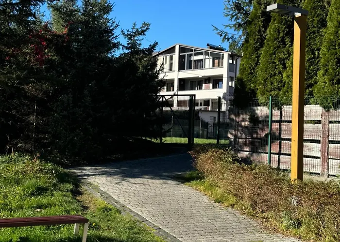 Apartment Na 102 - Z Widokiem Na Skocznie Narciarska, Serwis I Wypozyczalnia Nart Na Miejscu -20procent Dla Gosci Szczyrk
