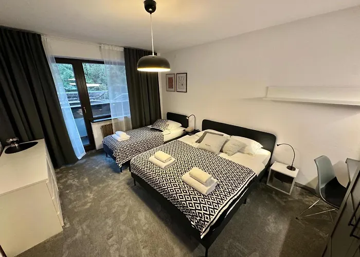 Apartment Na 102 - Z Widokiem Na Skocznie Narciarska, Serwis I Wypozyczalnia Nart Na Miejscu -20procent Dla Gosci Szczyrk